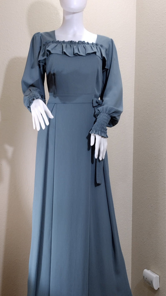 Bodice dress square neckline with ruffle detail.